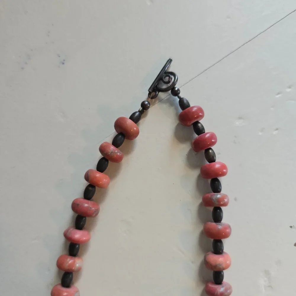 Natural Pink Rhodochrosite Etched Leaf Stone Beaded Necklace 15" - Picture 12 of 15